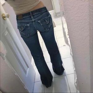 Buckle Jeans